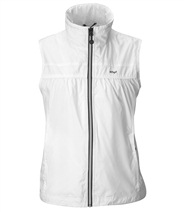 Caddie wind vest fr�n R�hnisch Sportswear. Vind v�st perfekt f�r s�songens utomhustr�ningar. V�sten �r  extremt l�tt, vinds�ker och vattenavvisande.