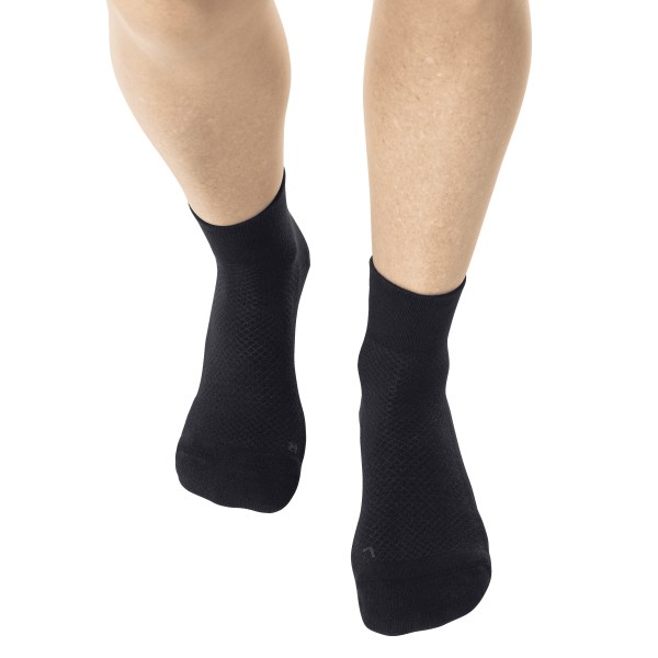Funq Wear Wide+ Active Cushin Quarter, 36-38, Svart