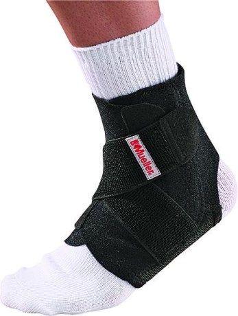Miniatyrbild Mueller Adjustable Ankle Stabilizer, One size, Svart