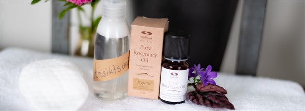 Gr ditt eget ansiktsvatten med eteriska oljor