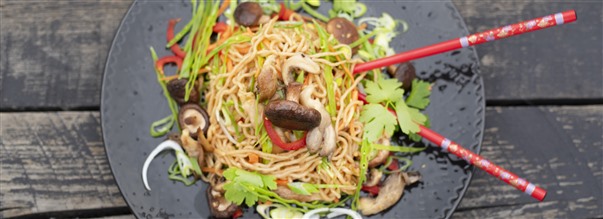 Asiatisk nudelsallad