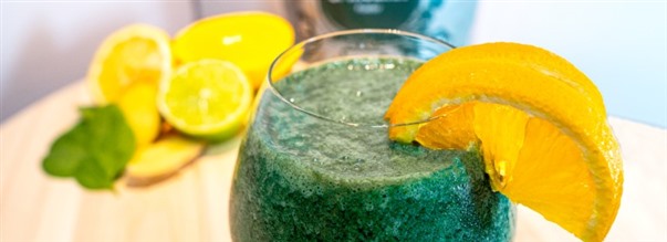 Spirulina- och citrussmoothie