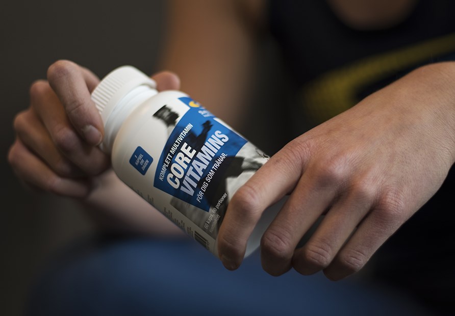 Kosttillskott med vitaminer och mineraler speciellt fr trnande
