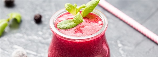 Syrlig MSM- och nyponsmoothie