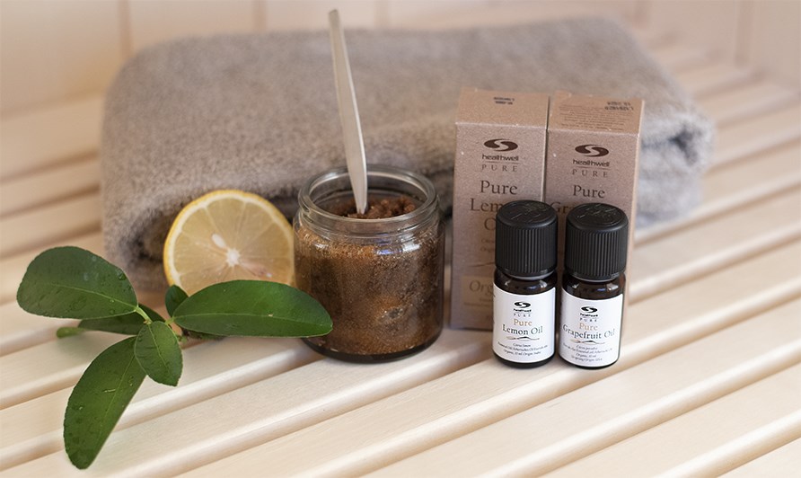 Hrbottenskrubb med eteriska oljor.