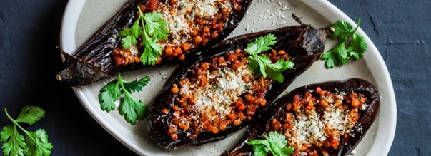 Ugnsbakad aubergine med linsrra